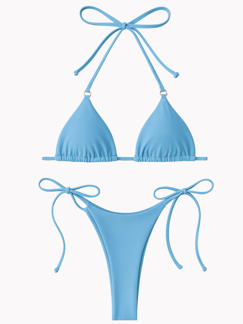 Biquíni Maris Azul : Radiante e confortável, inspirado na beleza da praia. Seu biquíni perfeito para aproveitar o sol com estilo. Exclusivo da Alô Sol!