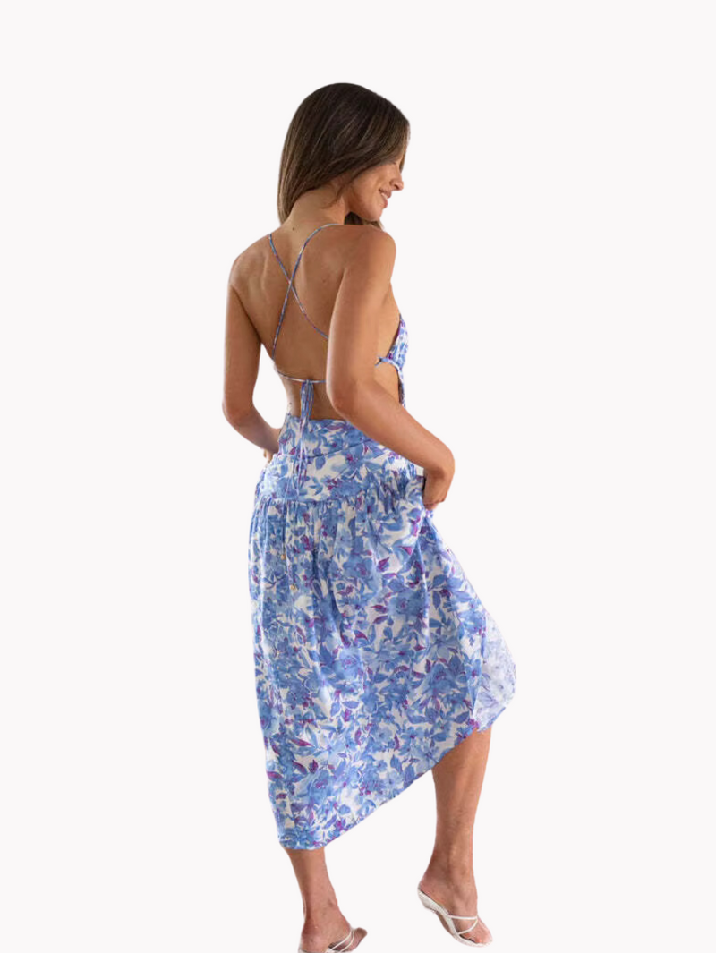 Vestido Lua Minguante: perfeito para um look elegante casual. Tecido leve e design moderno para diversas ocasiões. Conheça na Alô Sol.